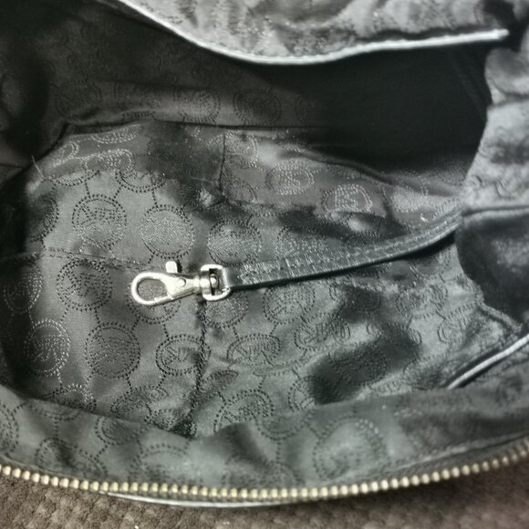 Black/Gold  Half Moon Hobo  Style Crossbody EUC #247 - Picture 6 of 13